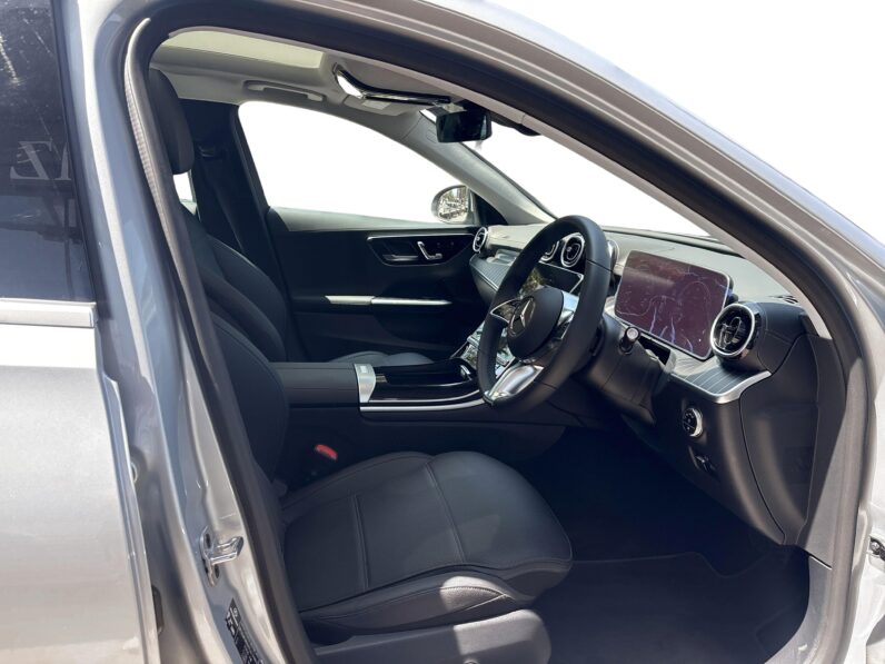 Mercedes-Benz C 220d (Unregistered) full