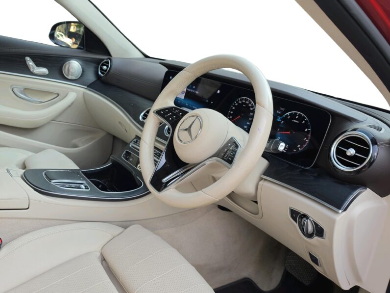 Mercedes-Benz E 200 (2021 Model) – Pre-Owned Luxury Executive Sedan full