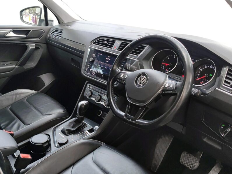 Volkswagen Tiguan 2.0L TDI | 2018 Model full