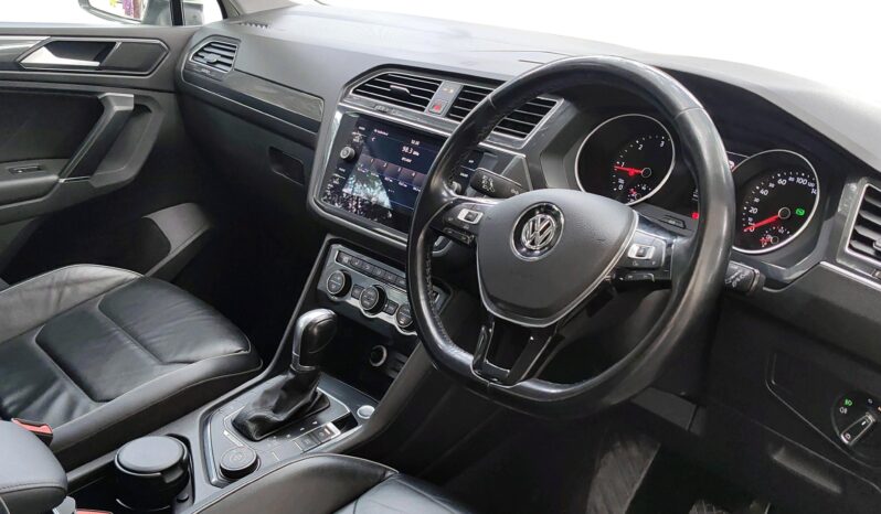 Volkswagen Tiguan 2.0L TDI | 2018 Model full