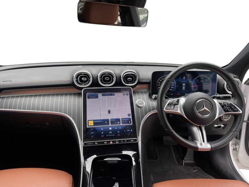 Mercedes-Benz C 220d – Pre-Owned Luxury Sedan full