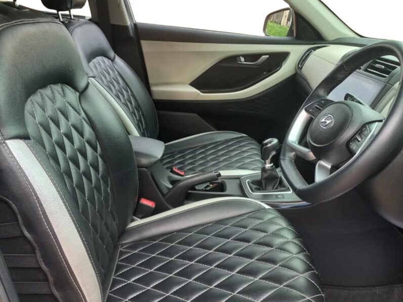 
								Hyundai Creta SX MT 2023 full									