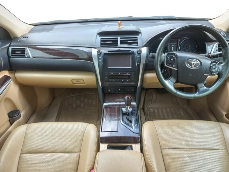 
								Toyota Camry Hybrid AT 2016 Model full									