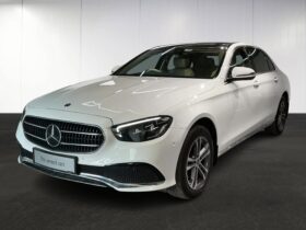 MERCEDES BENZ E 220D