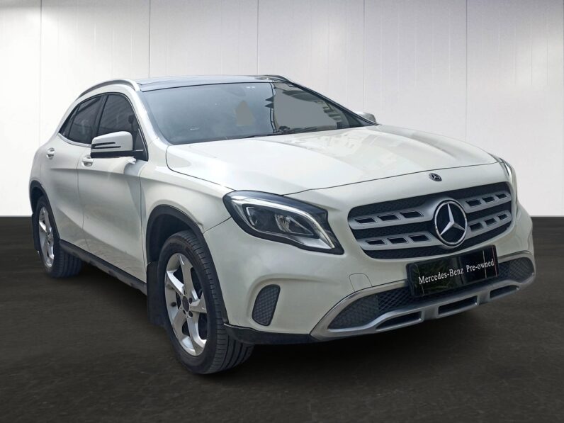 
								GLA 200 D SPORTS full									