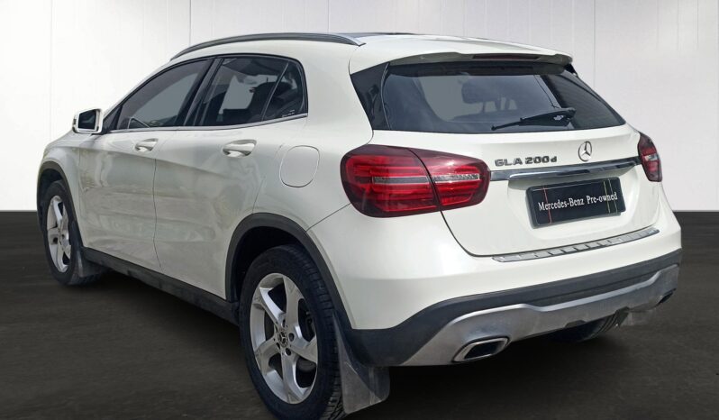 
								GLA 200 D SPORTS full									