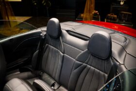 YOUNG USED UN-REG CLE 300 4M Cabriolet