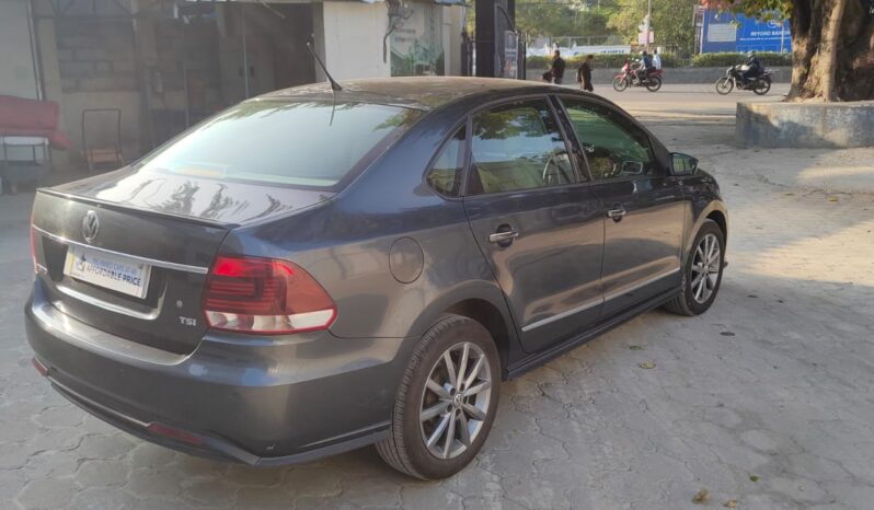 VW VENTO 1 L HL PLUS full