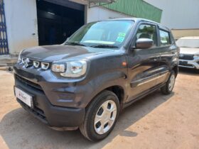 Maruti Spresso vxi + MT 2020