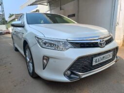 Toyota Camry Hybrid AT 2016 Model