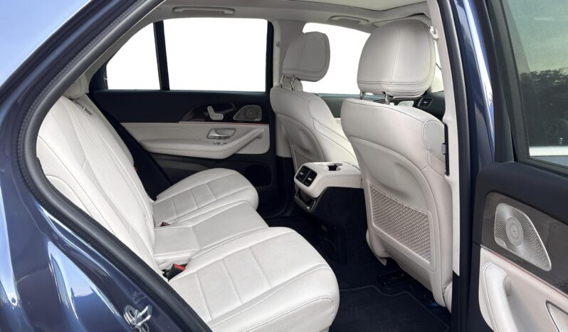 Mercedes-Benz GLE 300d — 2023 full