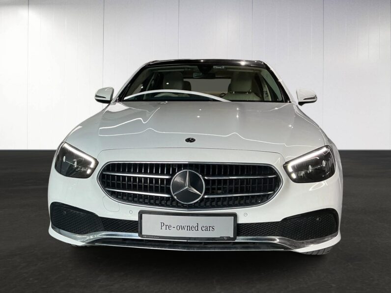 MERCEDES BENZ E 220D Exclusive– 2022 full