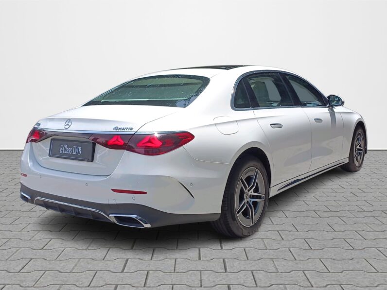 
								Mercedes-Benz E 450 2025 Model full									