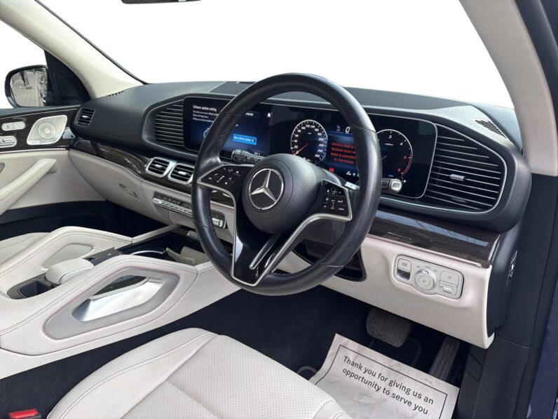 Mercedes-Benz GLE 300d — 2023 full