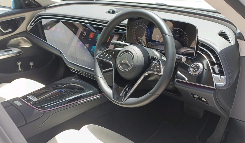 
								Mercedes-Benz E 450 2025 Model full									