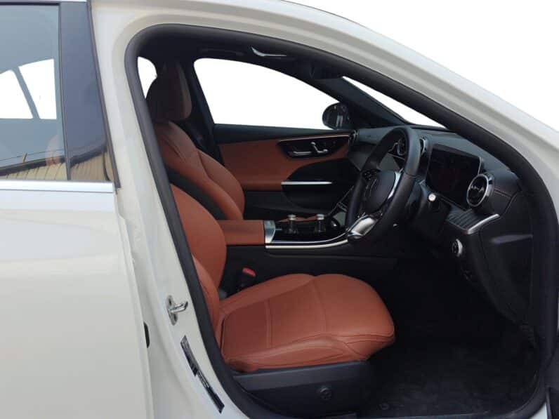young used demo | 2025 Mercedes-Benz C 200 | 4000 km | Chennai-AMB full