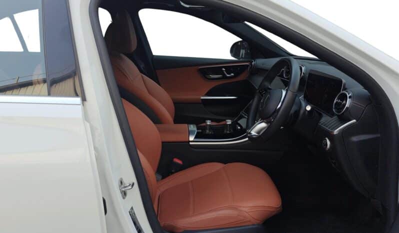 young used demo | 2025 Mercedes-Benz C 200 | 4000 km | Chennai-AMB full