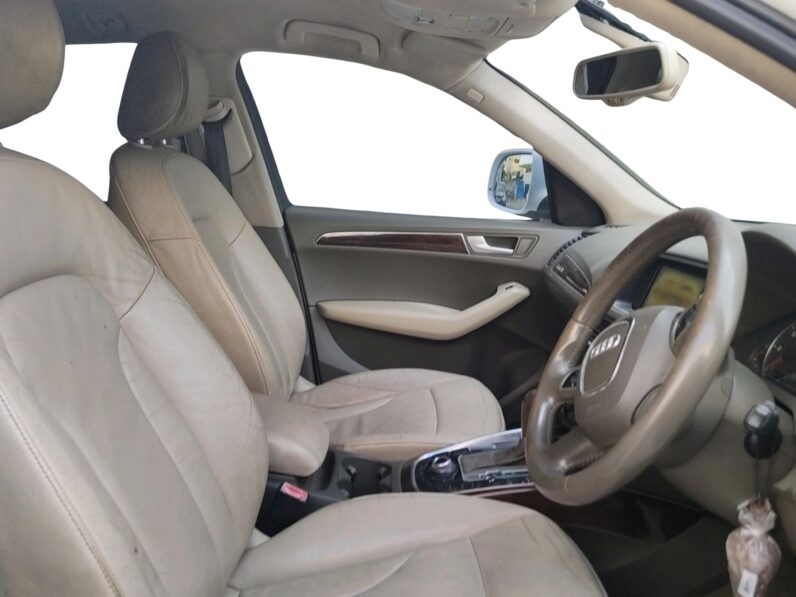 Used Audi Q5 2.0 TDI 2011 – Premium SUV Available in Chennai full