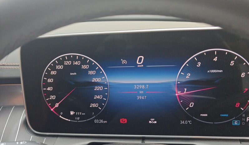 young used demo | 2025 Mercedes-Benz C 200 | 4000 km | Chennai-AMB full