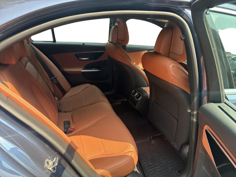 MERCEDES-BENZ C200 (UNREGISTERED) full