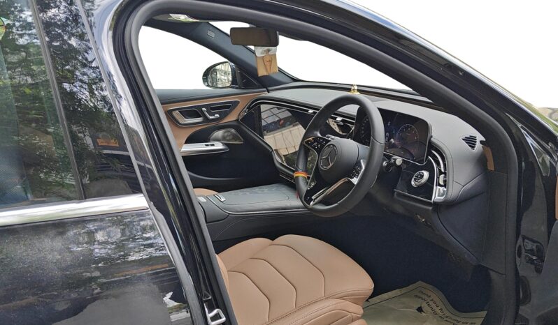 Mercedes-Benz E 200 — 2025 full