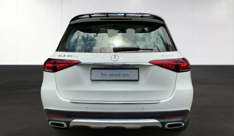 
								Mercedes-Benz GLE 300d 4MATIC 2023 full									