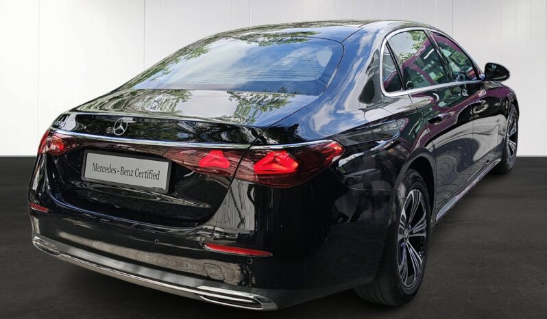 Mercedes-Benz E 200 — 2025 full