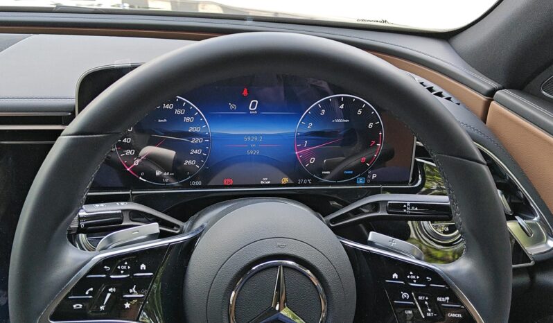 Mercedes-Benz E 200 — 2025 full