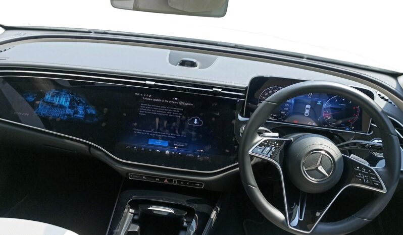 Young Used Demo Mercedes-Benz E 450 (2025) | Unregistered | Only 3,500 km full