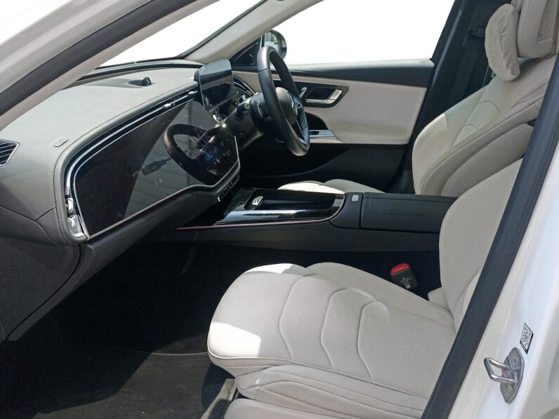 Young Used Demo Mercedes-Benz E 450 (2025) | Unregistered | Only 3,500 km full