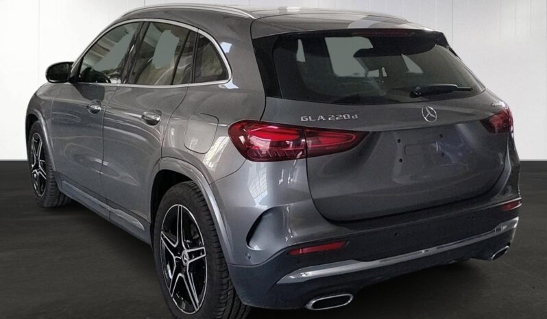
								Young Used Demo | 2026 Mercedes-Benz GLA 220d AMG Line – Unregistered | Only 2,722 km full									