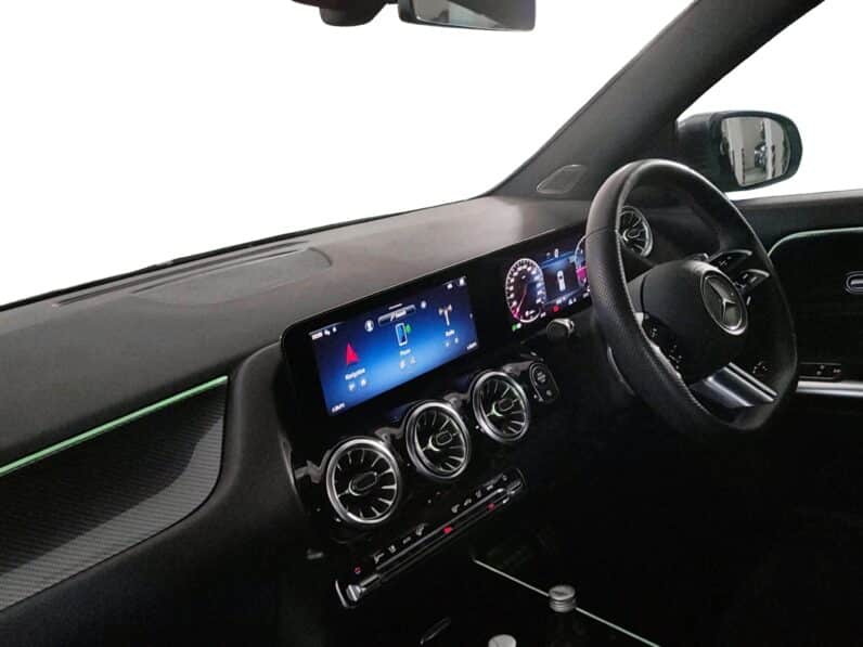 
								Young Used Demo | 2026 Mercedes-Benz GLA 220d AMG Line – Unregistered | Only 2,722 km full									